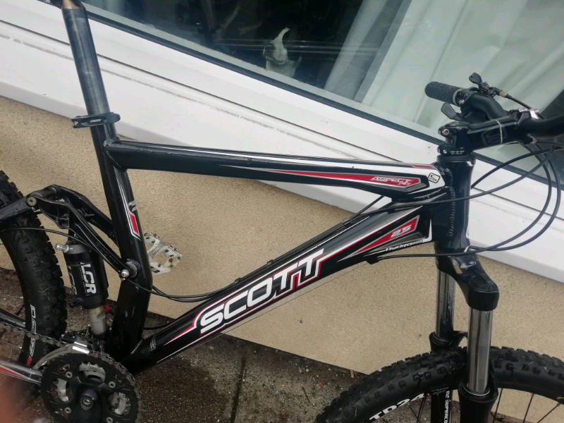 scott aspect 25